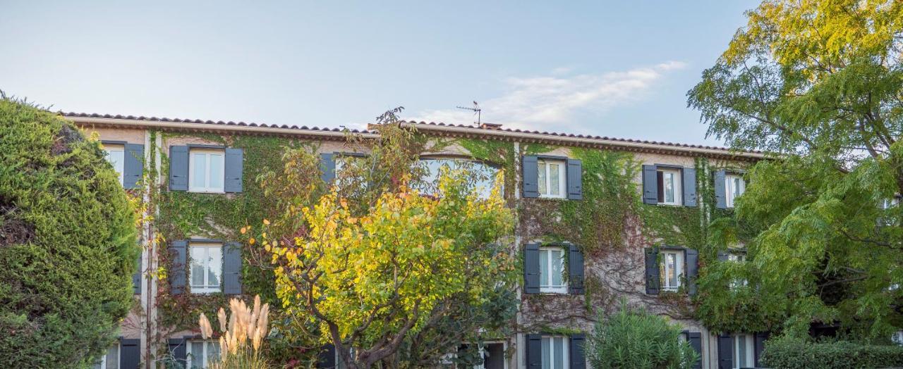 Logis Hotel Restaurant Uzès Pont du Gard Extérieur photo